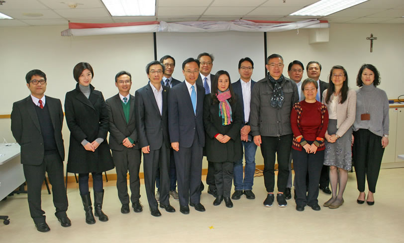Visit by Legislative Council Members Relating to the Electronic Health Record Sharing System (Thumbnail)