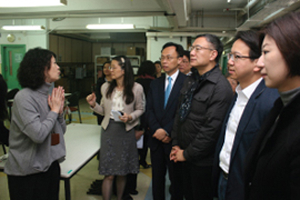 Centre tour during the visit